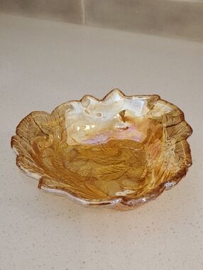 Indiana Glass Vintage Carnival Loganberry Pattern Glass Dish
